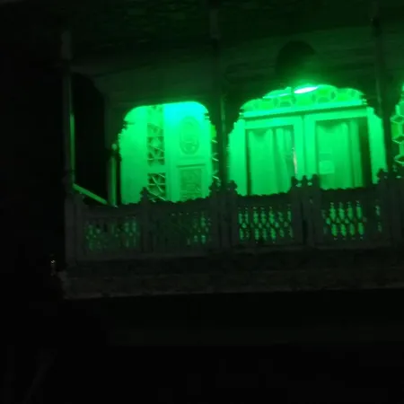 B Heritage Luxury Houseboat And Kashmir Tour Packages Srinagar  Exterior photo