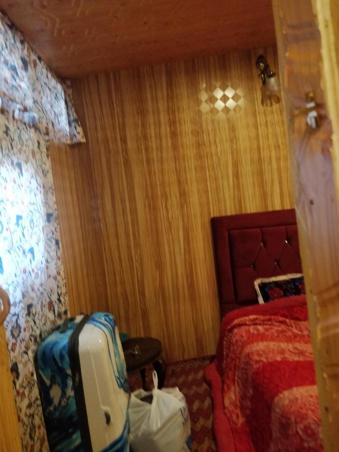 B Heritage Luxury Houseboat And Kashmir Tour Packages Botel 3*